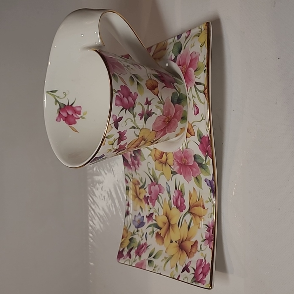 Adeline collection England design teacup and saucer